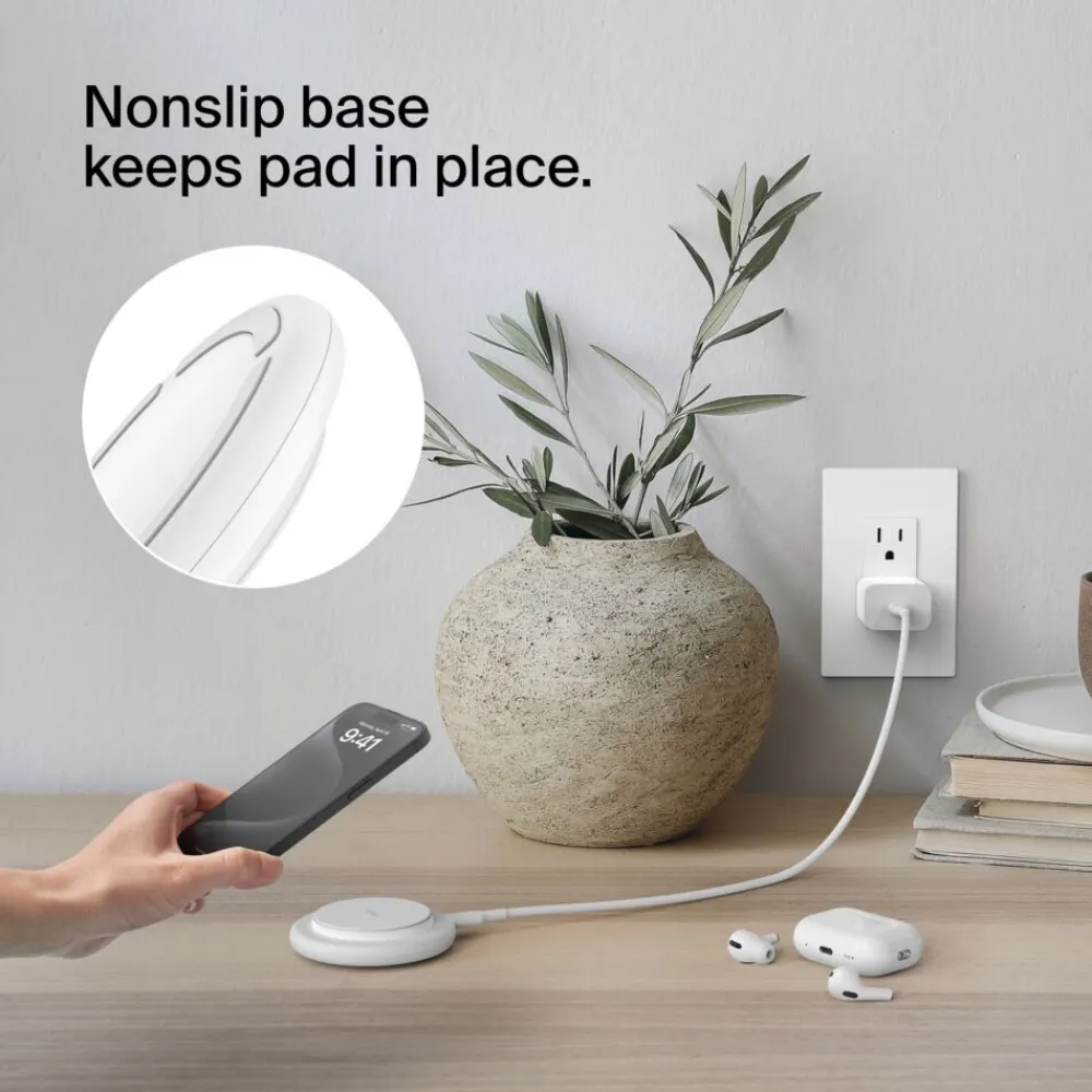 Outlet Magnetic Wireless Charging Pad with Qi2 15W Wireless Charging Pads